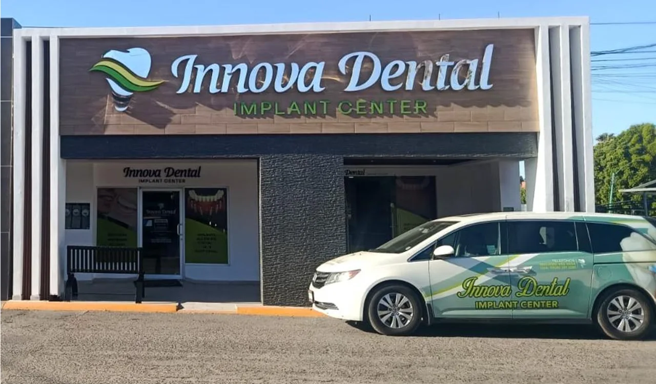 Innova Dental clinic exterior in Los Algodones, Mexico