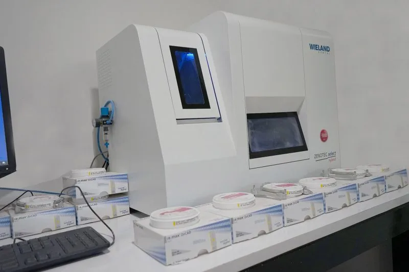 Digital dental technology at Circle Dental Group in Los Algodones