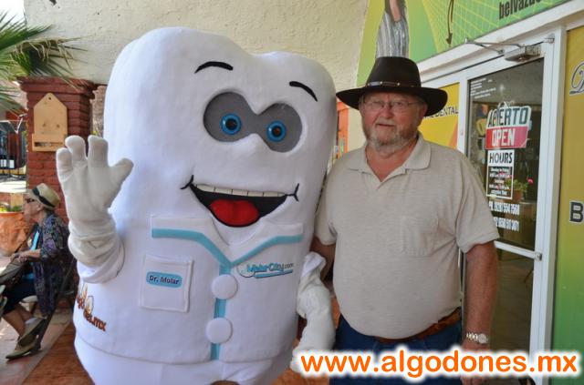 Dr. Molar in Los Algodones