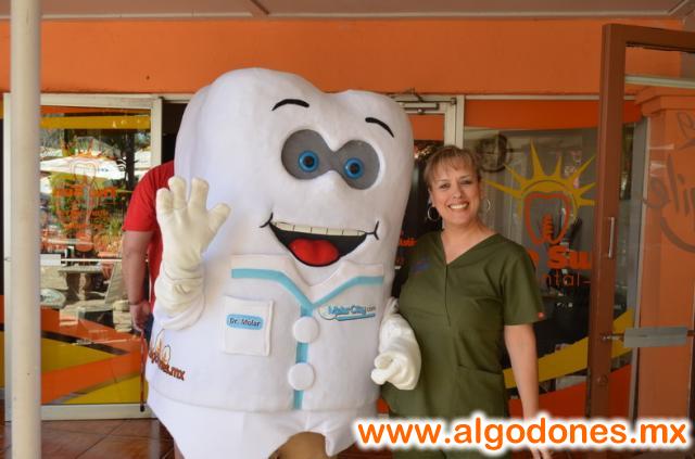 Dr. Molar in Los Algodones